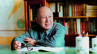 錢學(xué)森：外國(guó)人能搞的，中國(guó)人為什么不能搞？