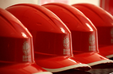 電力工人的安全帽