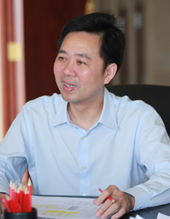 弘陽集團(tuán)董事長、總裁曾煥沙