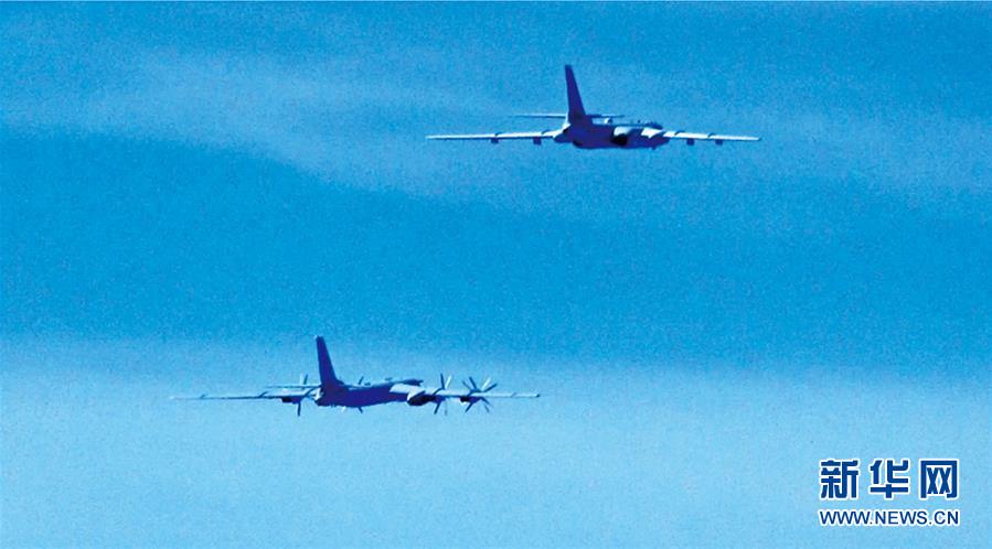 （新華全媒頭條·人民空軍70年·圖文互動）（9）陽光照耀奮飛的航程——黨中央、中央軍委和習主席關心人民空軍建設發(fā)展紀實