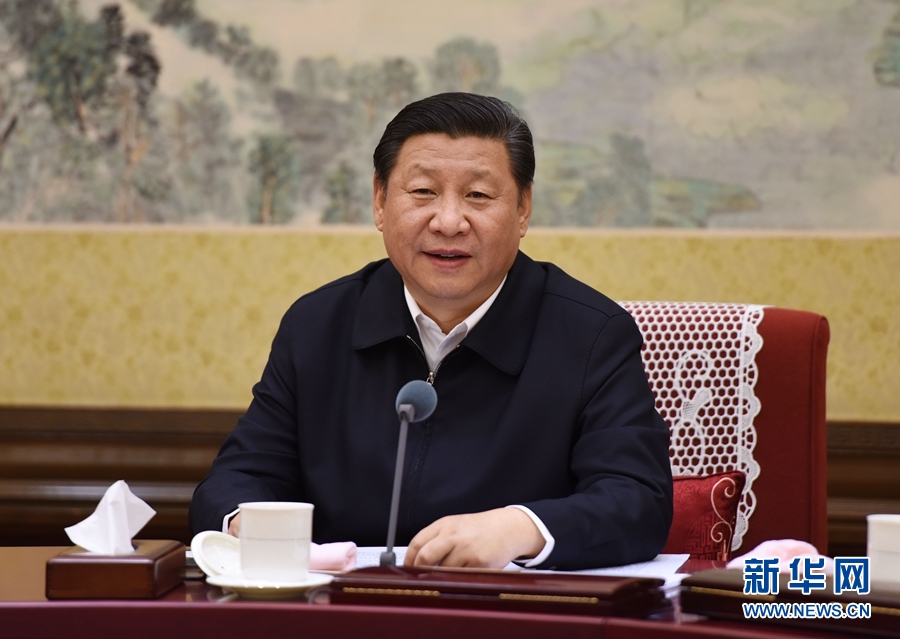 12月28日至29日，中共中央政治局召開專題民主生活會，對照檢查踐行“三嚴(yán)三實”情況，討論研究加強(qiáng)黨風(fēng)廉政建設(shè)措施。中共中央總書記習(xí)近平主持會議并發(fā)表重要講話。新華社記者 李學(xué)仁 攝 