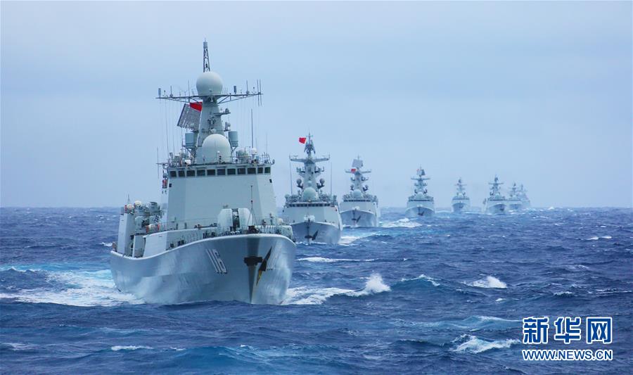 （人民海軍70年&middot;新華全媒頭條&middot;圖文互動）（4）向著深藍出發(fā)&mdash;&mdash;獻給人民海軍成立70周年