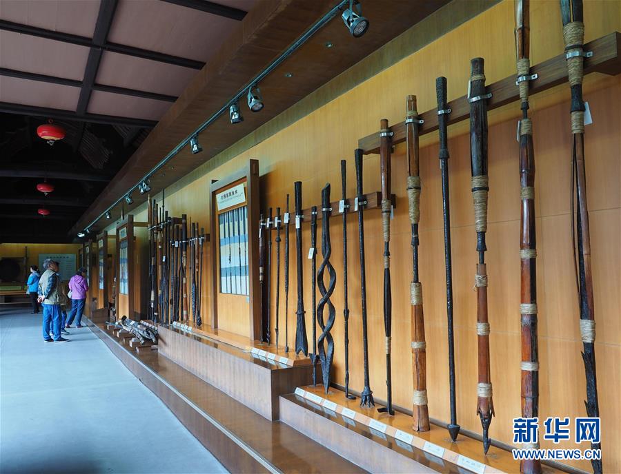 （壯麗70年·奮斗新時(shí)代·圖文互動）（4）“鹽都”自貢：一粒鹽引發(fā)的創(chuàng)新和轉(zhuǎn)型