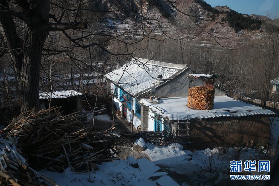 （集中連片特困地區(qū)貧困村調(diào)研行·圖文互動(dòng)）（1）只要有信心，黃土變成金——河北阜平縣駱駝灣村和顧家臺(tái)村脫貧調(diào)查 