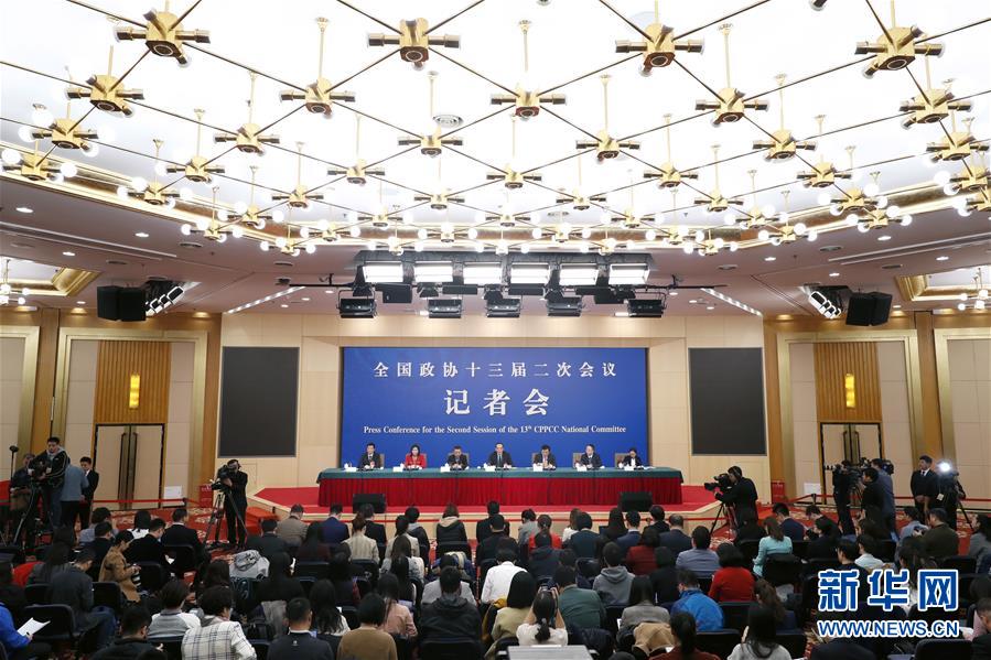 （兩會(huì)）（2）政協(xié)委員談優(yōu)化營商環(huán)境、促進(jìn)民營經(jīng)濟(jì)高質(zhì)量發(fā)展