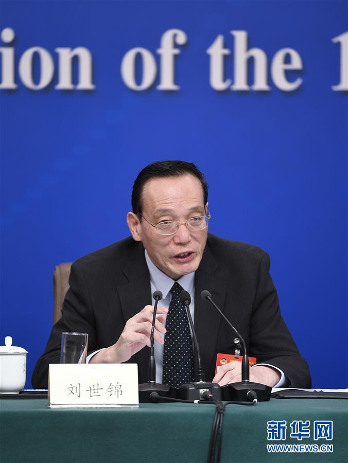 （兩會(huì)·XHDW）（3）政協(xié)委員談優(yōu)化營商環(huán)境、促進(jìn)民營經(jīng)濟(jì)高質(zhì)量發(fā)展