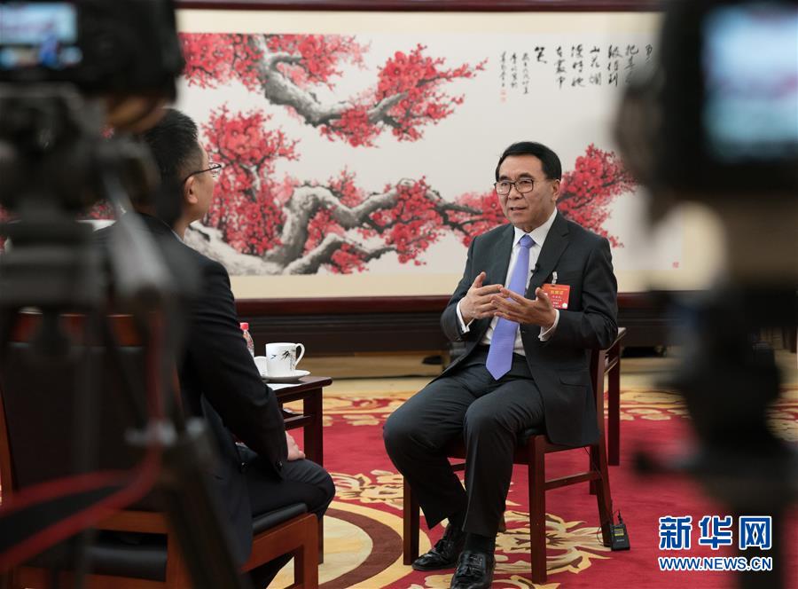 （兩會(huì)·圖文互動(dòng)）（2）全國(guó)人大代表、中科院院長(zhǎng)白春禮：打破關(guān)鍵核心技術(shù)“瓶頸”