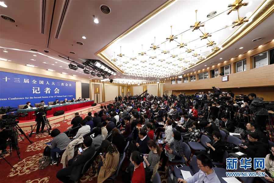 （兩會(huì)·XHDW）（4）科技部部長(zhǎng)王志剛等就“加快建設(shè)創(chuàng)新型國家”答記者問