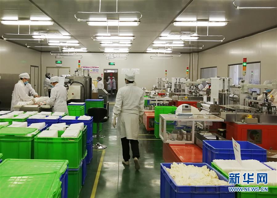 （來自經濟前沿的故事·企業(yè)復工復產·圖文互動）（1）堅守生產線就是保護“生命線”——廣西部分企業(yè)復工生產見聞