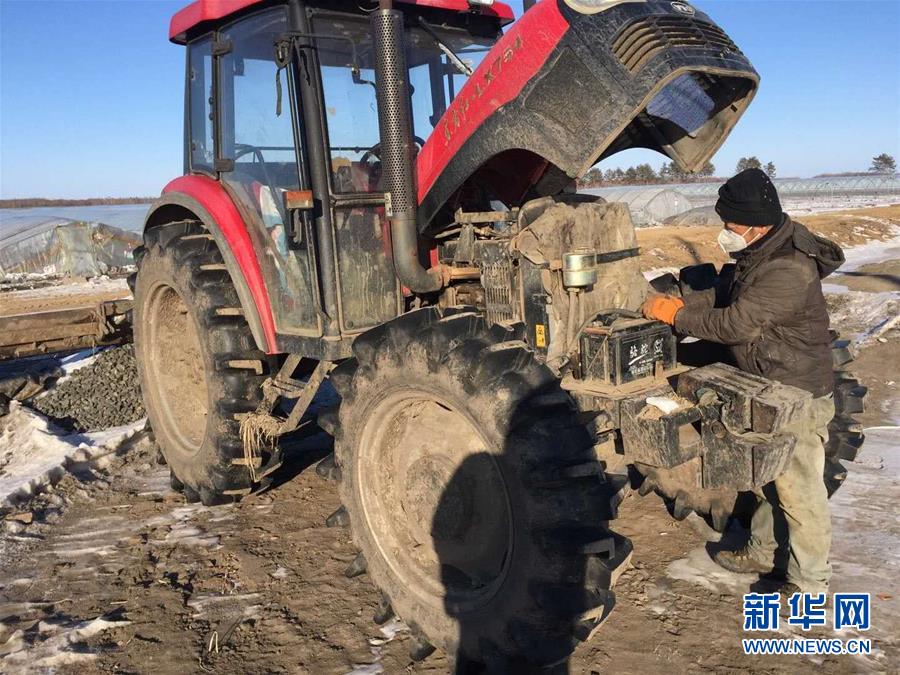 （在習(xí)近平新時(shí)代中國特色社會主義思想指引下——新時(shí)代新作為新篇章·習(xí)近平總書記關(guān)切事·圖文互動(dòng)）（7）為農(nóng)田注入硬核生產(chǎn)力——一些地方春耕中農(nóng)業(yè)科技創(chuàng)新掃描
