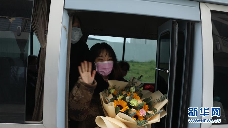 （新華全媒頭條·習(xí)近平致敬的戰(zhàn)“疫”英雄·武漢人民篇·圖文互動(dòng)）（3）壯哉，大武漢——獻(xiàn)給英雄的武漢人民