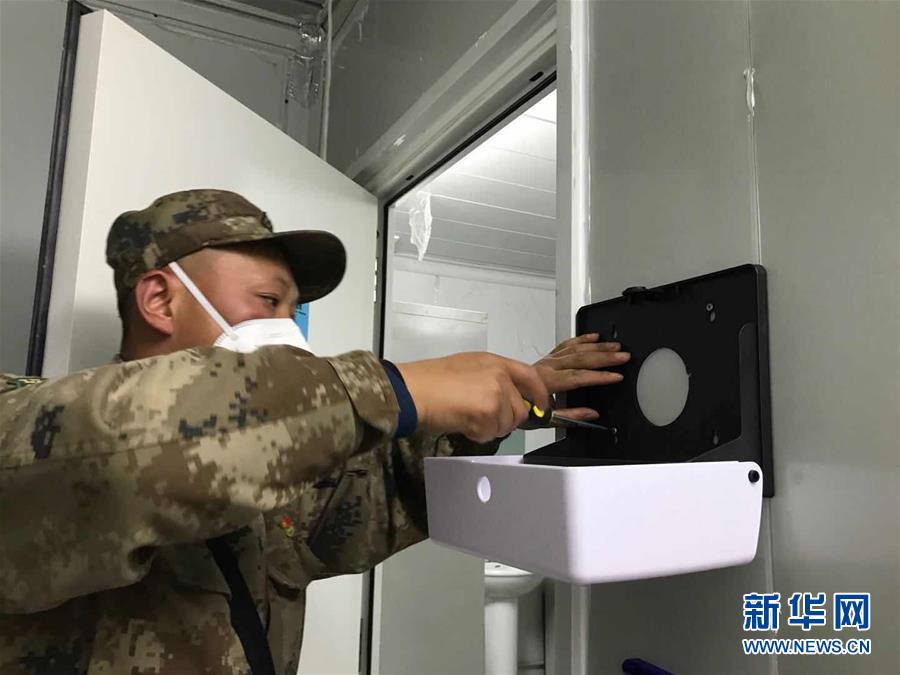 （新華全媒頭條&middot;圖文互動(dòng)）（12）致敬&ldquo;沉默的英雄&rdquo;&mdash;&mdash;記武漢火神山雷神山醫(yī)院的建設(shè)者