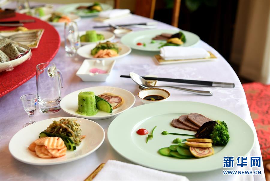 （聚焦復(fù)工復(fù)產(chǎn)·圖文互動(dòng)）（2）“分得安心，吃得放心”——豫菜老字號的復(fù)工見聞