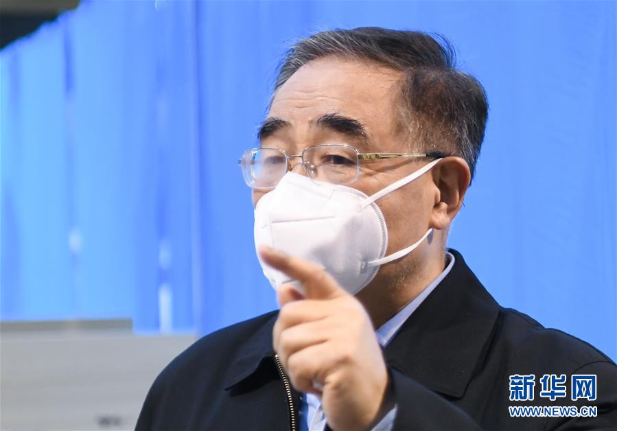 （聚焦疫情防控·圖文互動）（7）分秒必爭！一切為了治病救人——中國抗疫生命至上的生動實踐