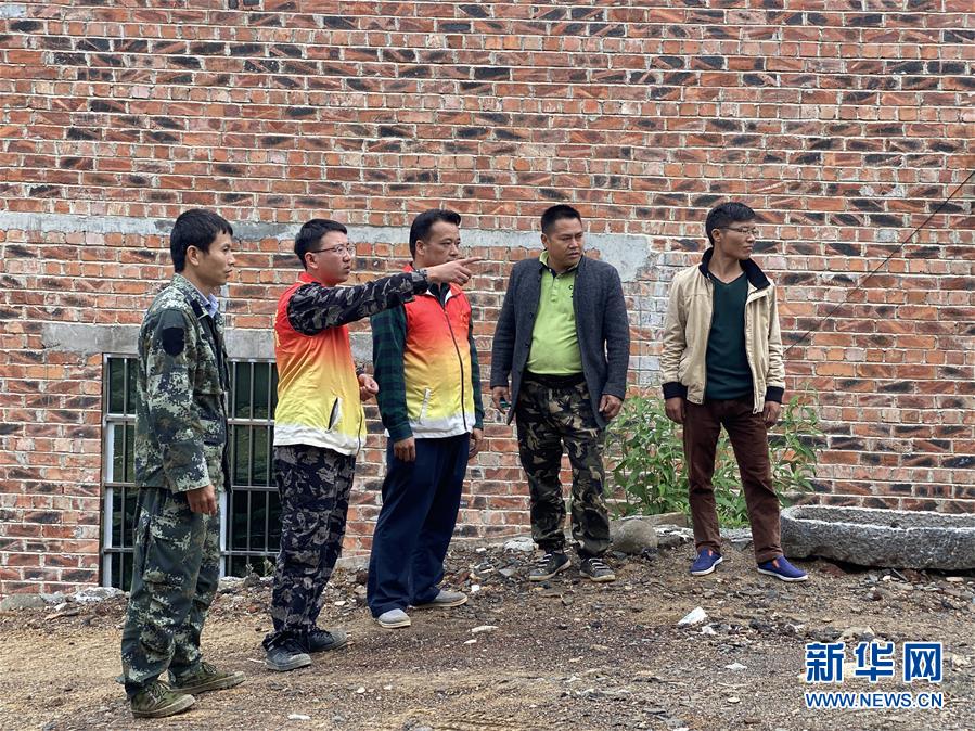 （在習(xí)近平新時(shí)代中國(guó)特色社會(huì)主義思想指引下——新時(shí)代新作為新篇章·習(xí)近平總書記關(guān)切事·圖文互動(dòng)）（5）青春做伴，西部放歌——走近扎根西部建設(shè)邊疆的大學(xué)生們