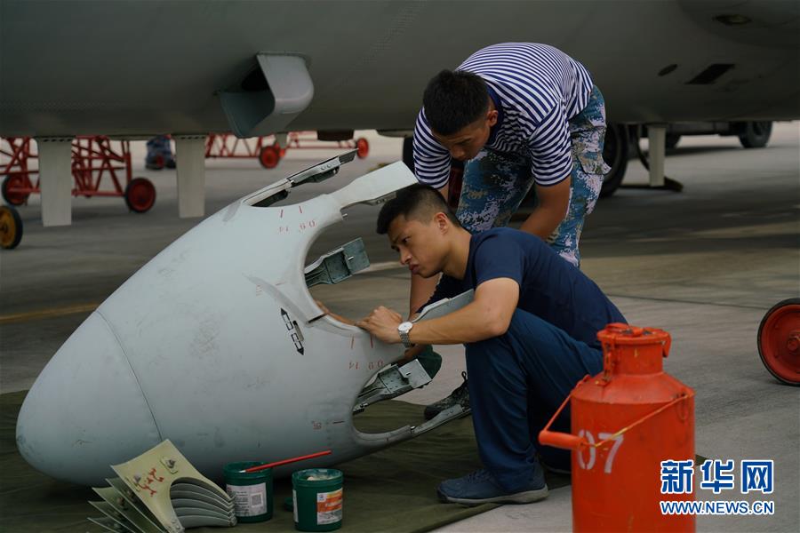 （在習近平強軍思想指引下·我們在戰(zhàn)位報告·圖文互動）（5）偵天探海 狩獵?？?mdash;—南部戰(zhàn)區(qū)海軍航空兵某師加速轉(zhuǎn)型提升新質(zhì)戰(zhàn)斗力記事
