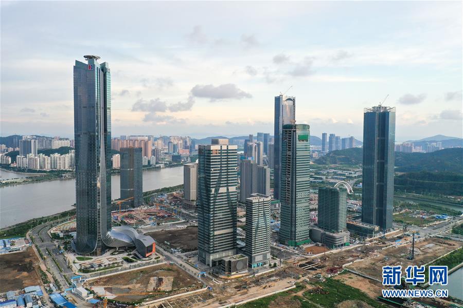 （在習(xí)近平新時代中國特色社會主義思想指引下——新時代新作為新篇章·習(xí)近平總書記關(guān)切事·圖文互動）（13）我家大門常打開——經(jīng)濟特區(qū)全方位對外開放故事