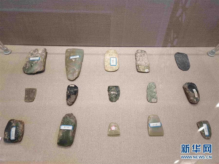 （文化視點(diǎn)·聽(tīng)文物講故事·圖文互動(dòng)）（3）豪橫！古人扛著玉斧在羅布泊打獵