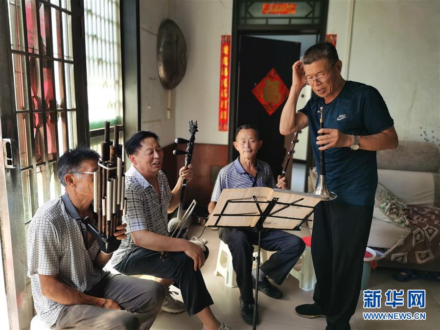 （來(lái)自一線(xiàn)的調(diào)查報(bào)告·圖文互動(dòng)）（2）從送文化、種文化到創(chuàng)文化——解碼鄉(xiāng)村文化振興的河南探索