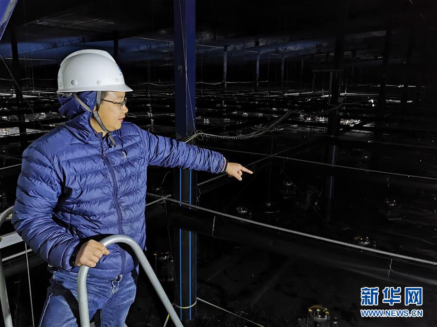 （青春的夢(mèng)想 青春的奮斗·圖文互動(dòng)）（2）年輕，就要無(wú)悔擔(dān)當(dāng)——青春在奉獻(xiàn)中閃光