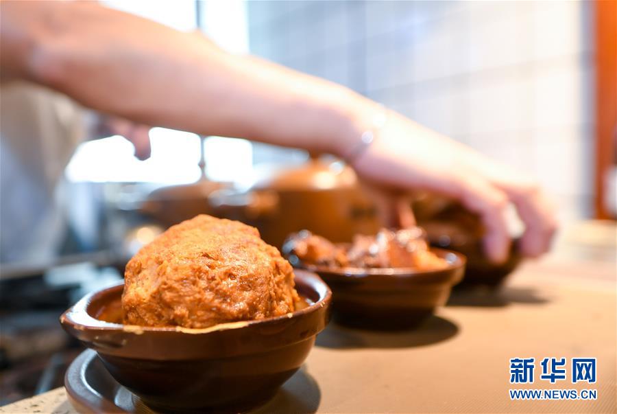 （在習(xí)近平新時(shí)代中國(guó)特色社會(huì)主義思想指引下——新時(shí)代新作為新篇章·習(xí)近平總書(shū)記關(guān)切事·圖文互動(dòng)）（7）珍惜盤(pán)中餐，狠剎浪費(fèi)風(fēng)——各地積極行動(dòng)堅(jiān)決制止餐飲浪費(fèi)