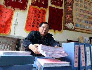 “一離開群眾，內(nèi)心就感到孤獨”——記“鄉(xiāng)村判官”楊斌圣