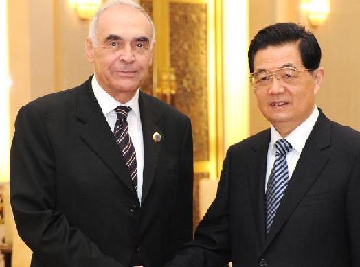 胡錦濤會(huì)見埃及總統(tǒng)特使、外長(zhǎng)阿姆魯