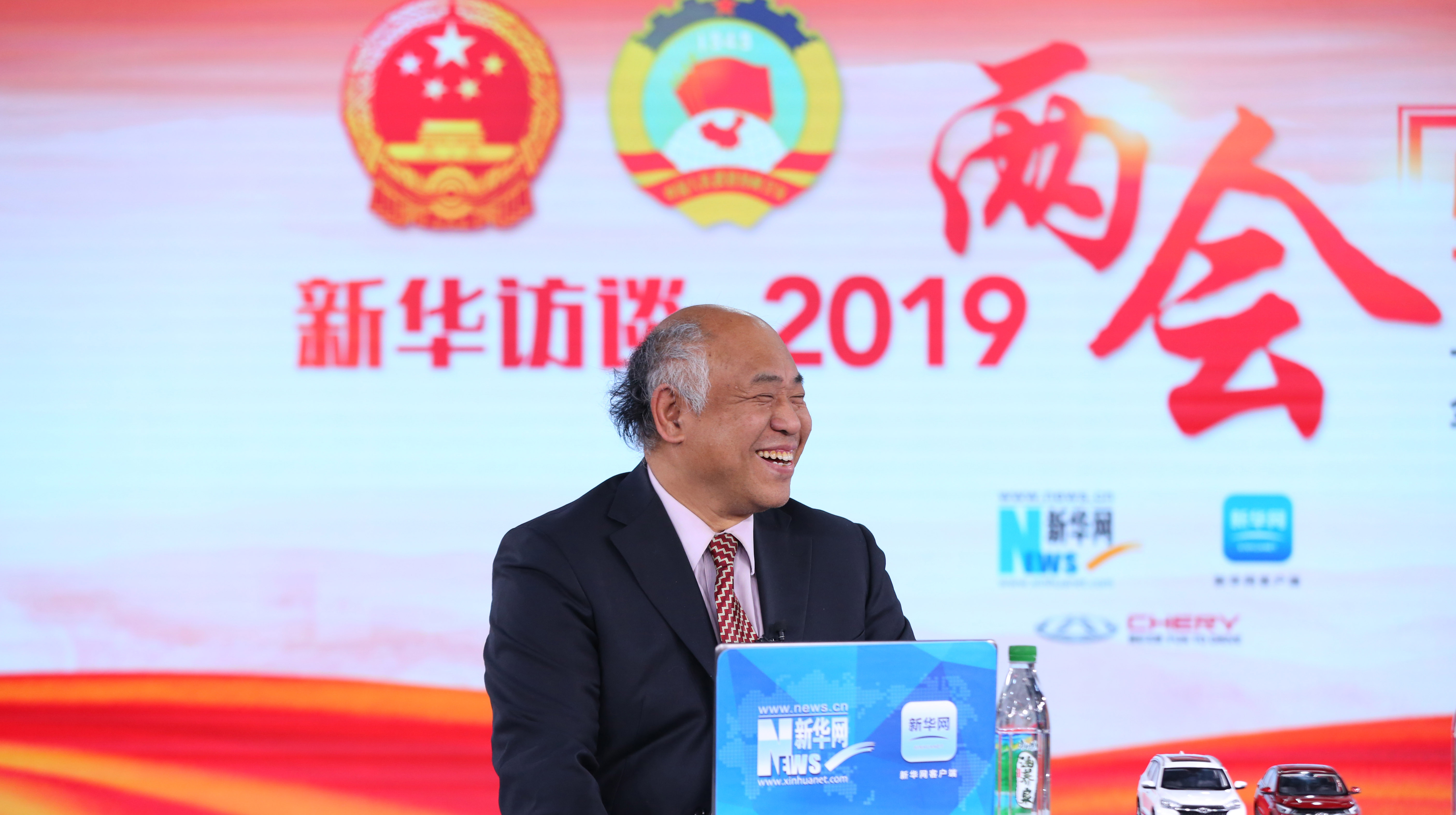 楊宜勇：宏觀調(diào)控首次將就業(yè)與財(cái)政、貨幣政策工具并列