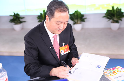 “創(chuàng)新不僅是技術(shù)創(chuàng)新、管理創(chuàng)新，還有商業(yè)模式的創(chuàng)新。”