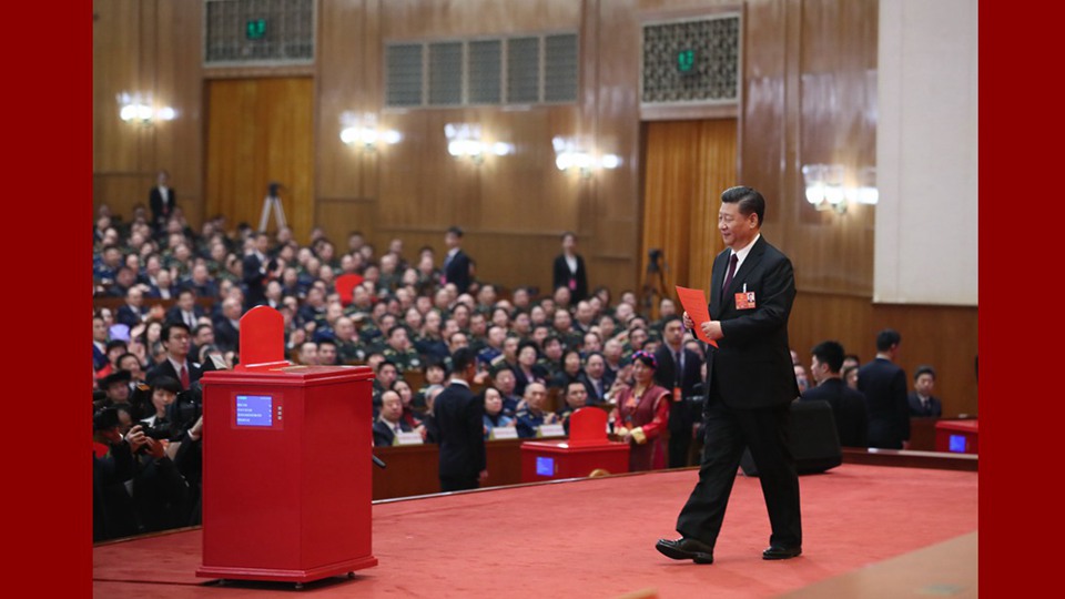 習(xí)近平當(dāng)選國(guó)家主席、中央軍委主席