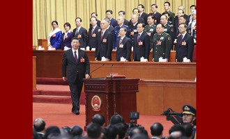 習(xí)近平當(dāng)選國(guó)家主席、中央軍委主席