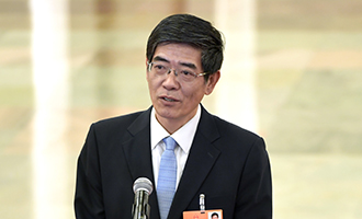 中國(guó)殘疾人聯(lián)合會(huì)執(zhí)行理事會(huì)理事長(zhǎng)魯勇接受采訪(fǎng)