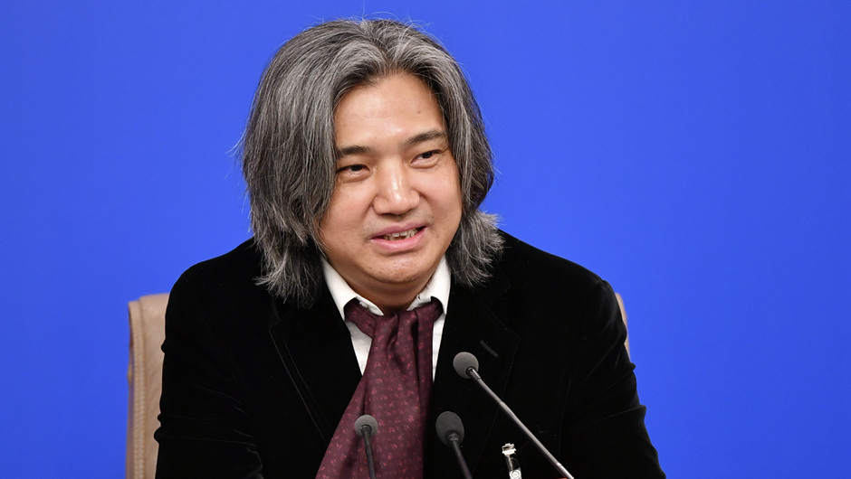 全國政協(xié)常委、文化文史和學(xué)習(xí)委員會委員，中國美術(shù)館館長，中國美術(shù)家協(xié)會副主席 吳為山