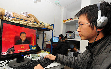 2010年網(wǎng)友關(guān)注溫家寶總理接受中國政府網(wǎng)、新華網(wǎng)聯(lián)合專訪