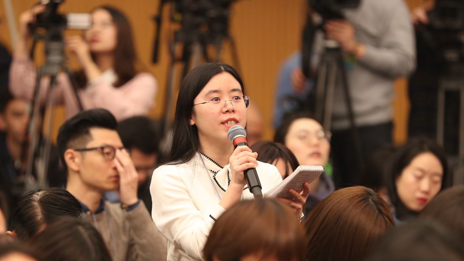 南方報(bào)業(yè)全媒體、南方都市報(bào)記者提問