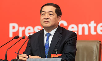 山東省經(jīng)濟(jì)和信息化委員會(huì)黨組書記、主任錢煥濤