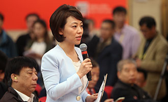 中央電視臺(tái)、中國(guó)國(guó)際電視臺(tái)記者提問(wèn)