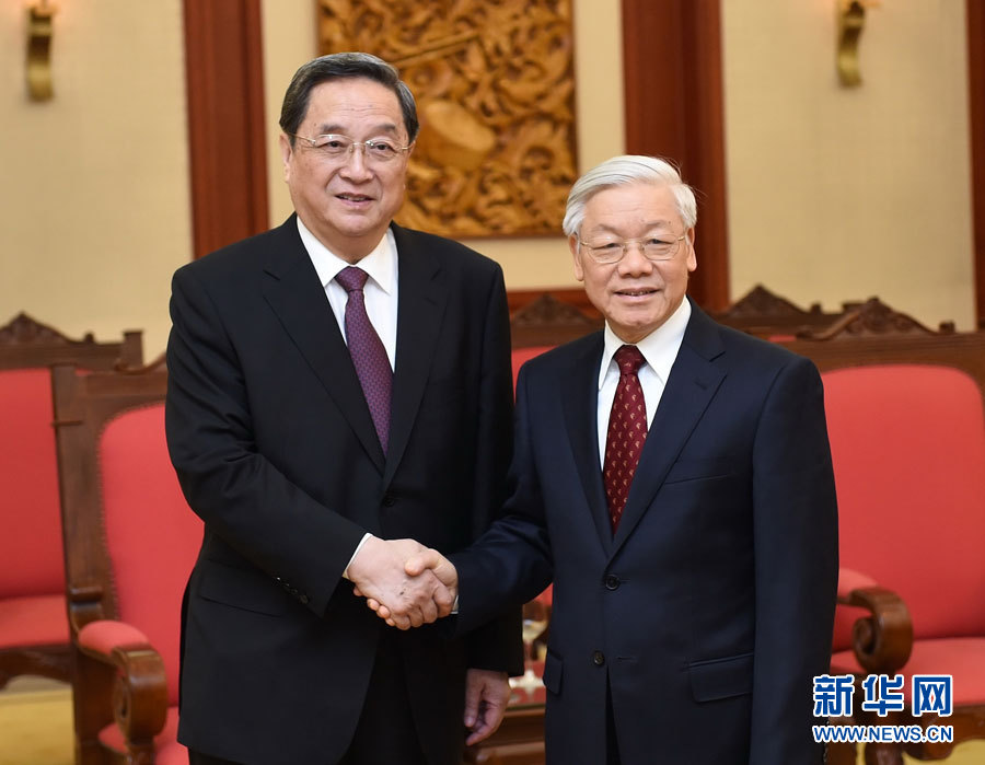 12月25日至27日，中共中央政治局常委、全國政協(xié)主席俞正聲對越南進行正式訪問。這是12月26日，俞正聲在河內(nèi)會見越共中央總書記阮富仲。 新華社記者劉建生攝