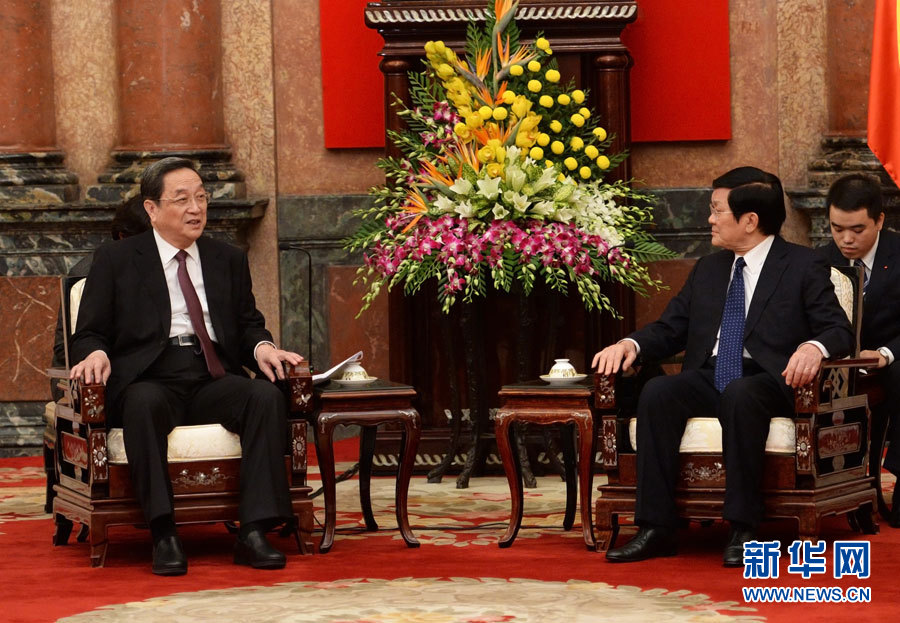 12月25日至27日，中共中央政治局常委、全國政協(xié)主席俞正聲對越南進行正式訪問。這是12月26日，俞正聲在河內(nèi)會見越南國家主席張晉創(chuàng)。 新華社記者劉建生攝