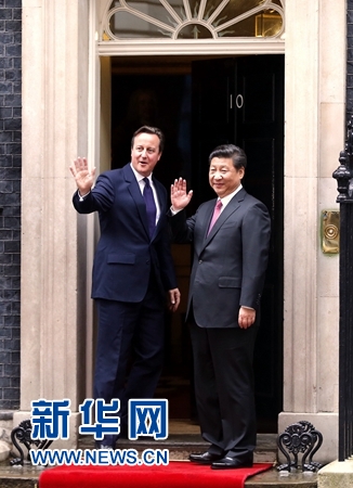 10月21日，國(guó)家主席習(xí)近平在倫敦唐寧街首相府同英國(guó)首相卡梅倫舉行會(huì)談。 新華社記者 鞠鵬 攝 