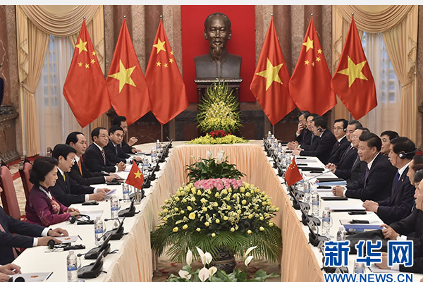 11月6日，中共中央總書記、國家主席習(xí)近平在河內(nèi)同越南國家主席張晉創(chuàng)舉行會談。 新華社記者李濤攝