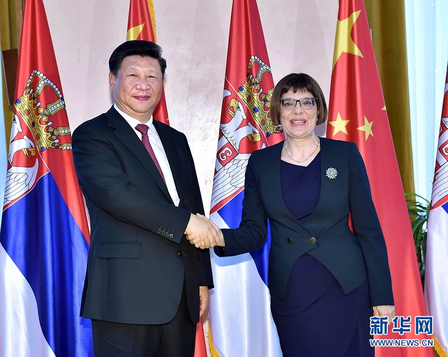 6月18日，國家主席習近平在貝爾格萊德會見塞爾維亞國民議會議長戈伊科維奇。 新華社記者李濤攝